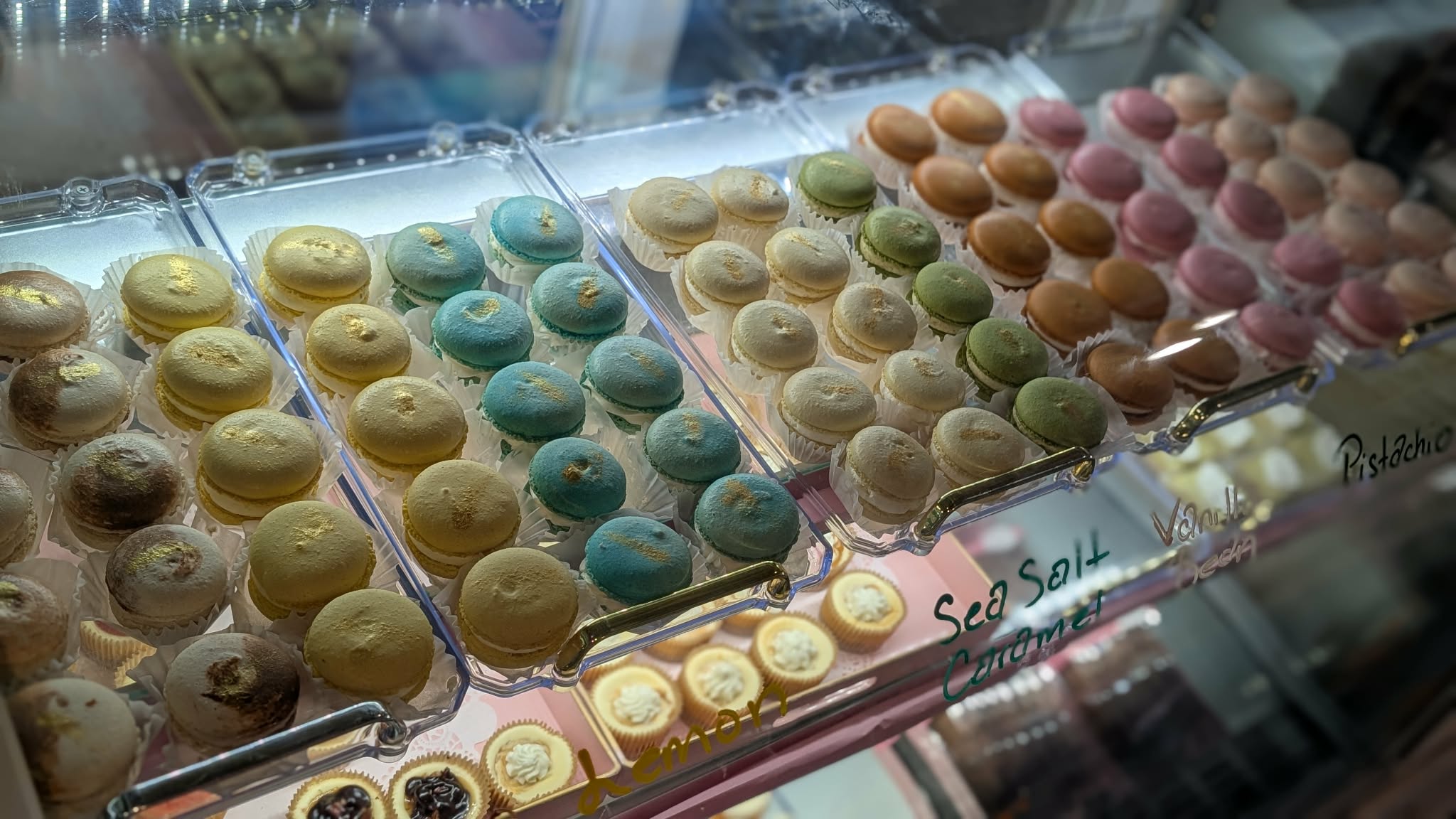 macarons_wideshot