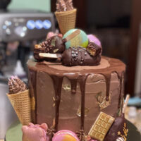 Elegant Cakes - Chocolate Gold Flake Elegant Cakes - Chocolate Gold Flake